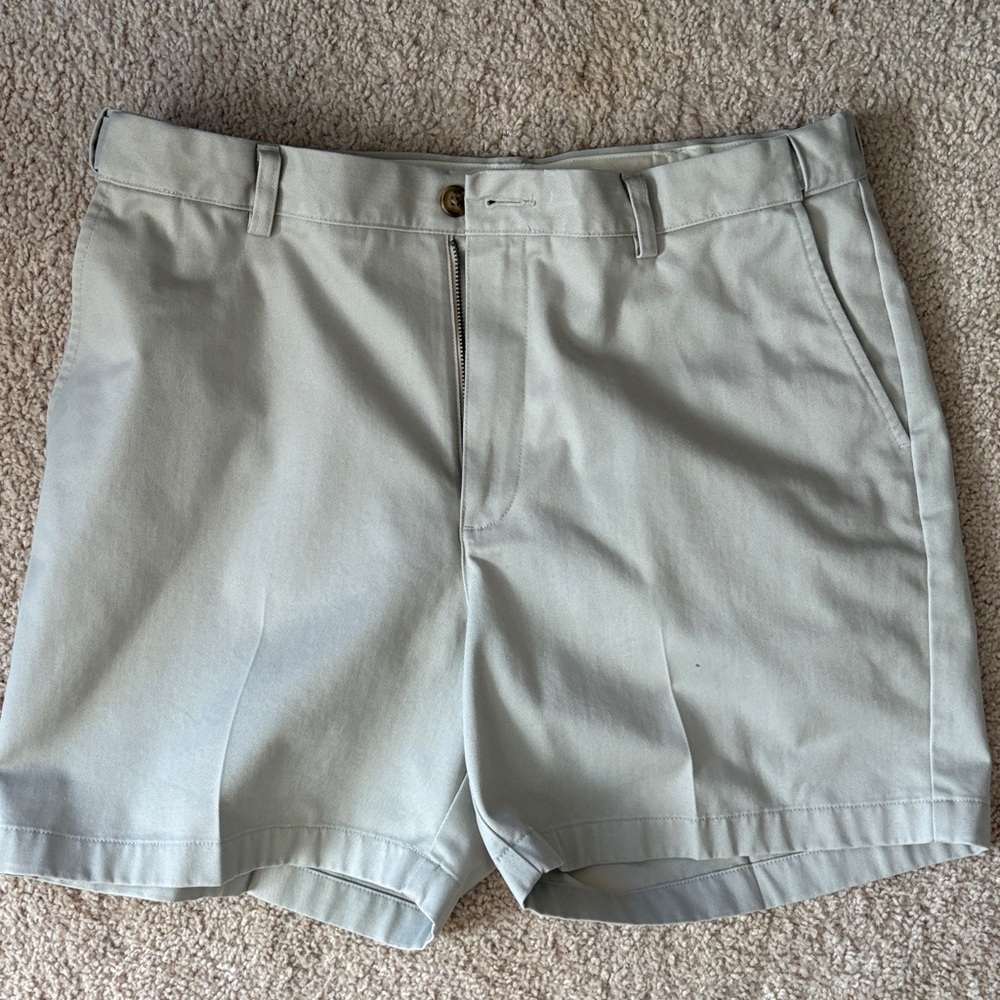 L.L. Bean Double L Chino Shorts Comfort Waist